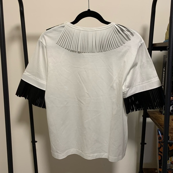 TOGA PULLA white tee shirt with synthetic leather fringe - Picture 4 of 5